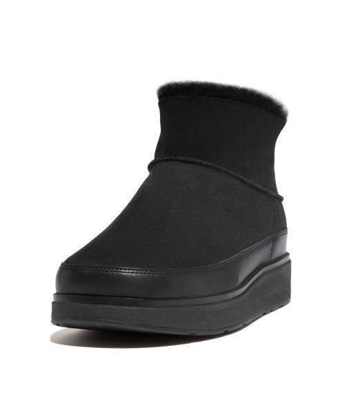 fitflop(フィットフロップ)の「GEN-FF ULTRA-MINI DOUBLE-FACED SHEARLING BOOTS / GEN-FF ウルトラミニ ダブルフェイス シアリング ブーツ(ブーツ・レディース・ブラウン/ナチュラル/ブラック・24cm/23cm/22cm/25cm)」の6枚目の写真