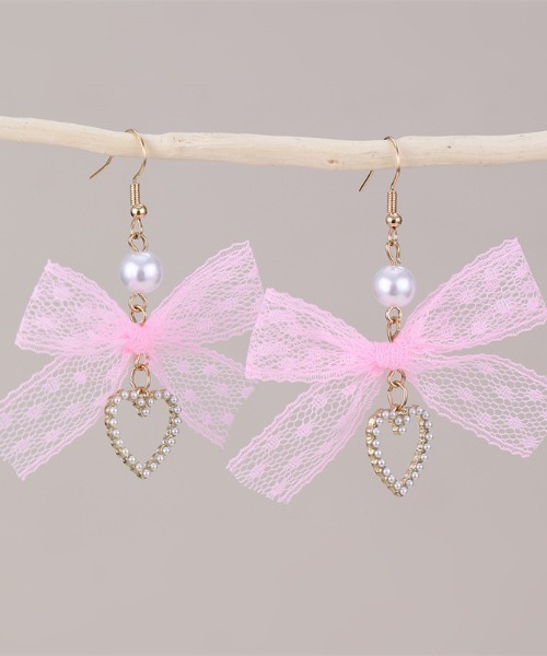 Mayree(メイリー)の「【urge select】リボン×ハート レース パール ピアス(ピアス(両耳用)・レディース・ホワイト系1/ホワイト系2/ホワイト系3/ブラック系2/ブラック系1/ブラック系3/ピンク系1/ピンク系2/ピンク系3・FREE)」の1枚目の写真