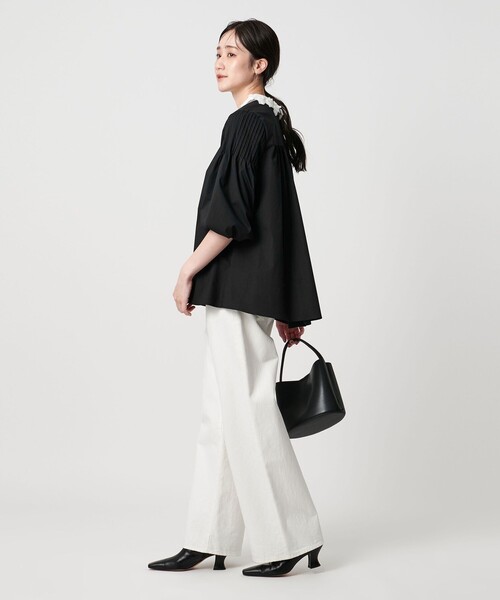 UNITED ARROWS（ユナイテッドアローズ）の「2WAYカラー ブラウス‐ウォッシャブル‐（シャツ/ブラウス・レディース・オフホワイト/ブラック/ライトブルー・FREE）」の10枚目の写真