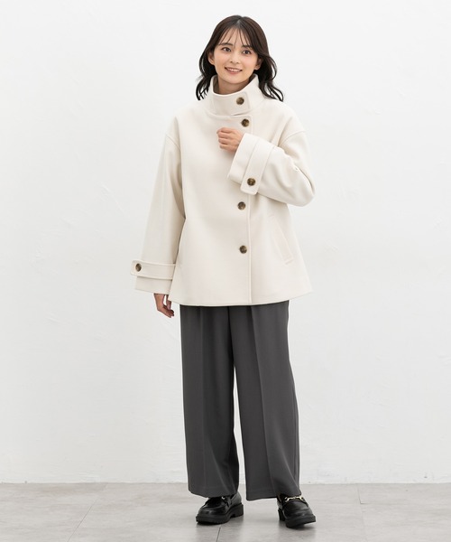 Honeys（ハニーズ）の「【抗菌防臭・静電気軽減】スタンドハーフ丈コート（その他アウター・レディース・グレイッシュブルー/ライトグレー系/ベージュ/ブラック/アイボリー・L/3L/S/M/LL）」の9枚目の写真