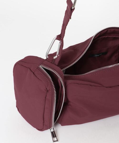 URBAN RESEARCH Sonny Label(アーバンリサーチサニーレーベル)の「ナイロンボディバッグ(ショルダーバッグ・レディース・ブラック/ボルドー・ONE)」の14枚目の写真