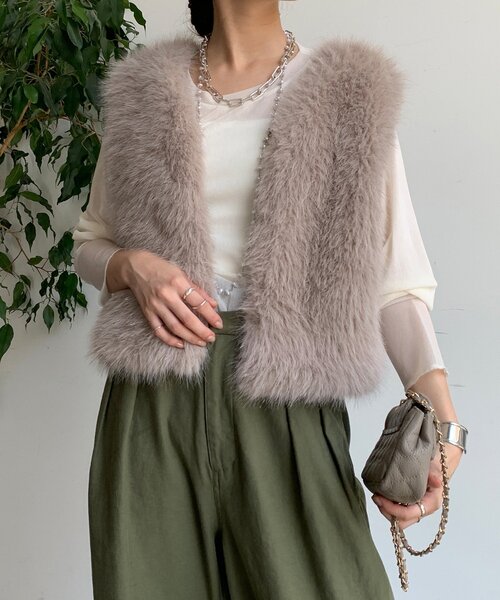 DouDou（ドゥドゥ）の「【WEB限定】ラメファーベスト（ベスト・レディース・チャコールグレー/ベージュ・FREE）」の20枚目の写真