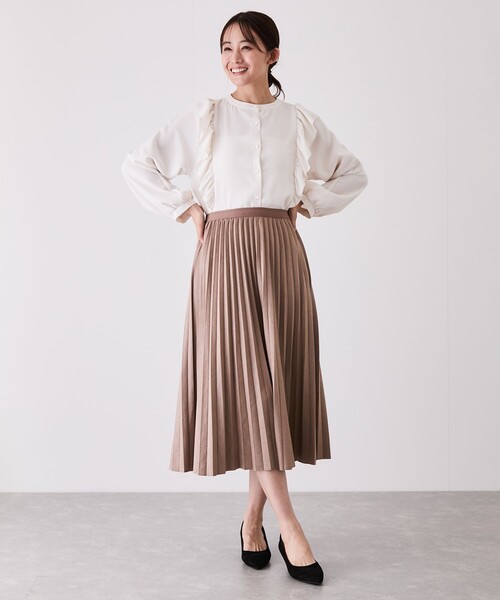 Jayro(ジャイロ)の「パール釦マルチウェイ配色メローフリルブラウス(シャツ/ブラウス・レディース・サックスブルー/ホワイト系その他/ブラック/ホワイト系その他2/ピンク・M)」の15枚目の写真