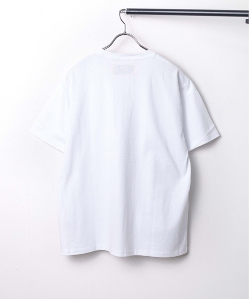 UNIVERSAL OVERALL(ユニバーサルオーバーオール)の「【UNIVERSAL OVERALL】POCKET S/S(Tシャツ/カットソー・メンズ・ブラック/ホワイト/オートミール・LARGE/MEDIUM/X-LARGE)」の18枚目の写真