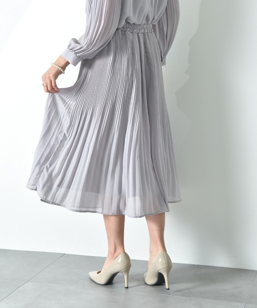 INTERPLANET（インタープラネット）の「シフォンジョーゼットプリーツスカート（スカート・レディース・ネイビー/ライトベージュ・FREE）」の10枚目の写真