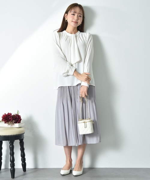 INTERPLANET（インタープラネット）の「シフォンジョーゼットプリーツスカート（スカート・レディース・ネイビー/ライトベージュ・FREE）」の16枚目の写真