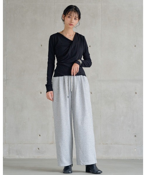 attiree(アティレー)の「ワイドストレートスウェットパンツ(スウェットパンツ・レディース・グレー/ブラック/ブラウン/ライトグレー・FREE)」の6枚目の写真