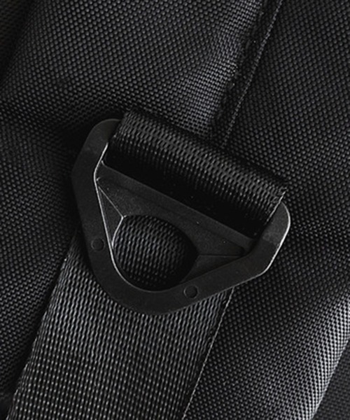 CALIFORNIA OUTFITTERS(カリフォルニア アウトフィッターズ)の「9C77 ワンショルダー ボディバッグ(ボディバッグ/ウエストポーチ・メンズ・ブラック・ONESIZE)」の4枚目の写真