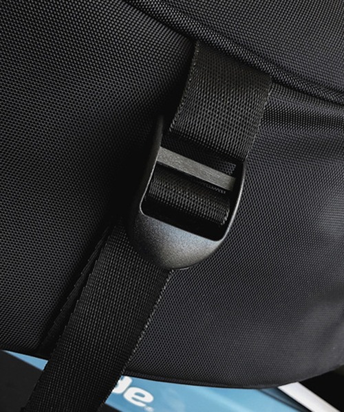CALIFORNIA OUTFITTERS(カリフォルニア アウトフィッターズ)の「9C77 ワンショルダー ボディバッグ(ボディバッグ/ウエストポーチ・メンズ・ブラック・ONESIZE)」の6枚目の写真