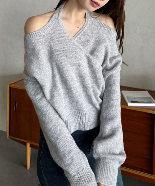 Eclat one(エクラワン)の「【Eclat one】オフショルダー風 メランジ カシュクールニット(ニット/セーター・レディース・ブラック/ブラウン/ライトグレー・FREE)」の3枚目の写真