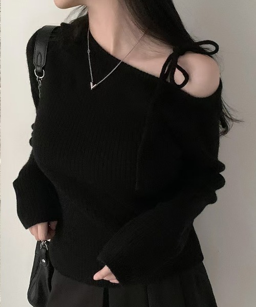 SallyLunn（サリーラン）の「サイドショルダーオープンニット（ニット/セーター・レディース・ホワイト/レッド/ブラック・FREE）」の2枚目の写真
