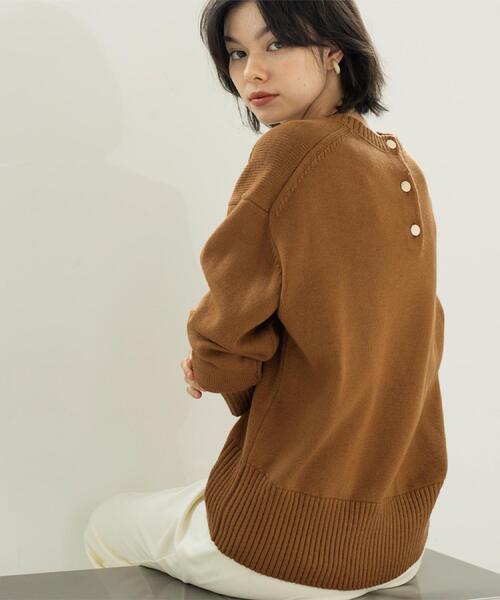 OPAQUE.CLIP（オペークドットクリップ）の「バックボタンリラクシーニット【洗濯機OK】（ニット/セーター・レディース・ブルー系その他/グリーン/キャメル/ピンク系/ブルー系5/オフホワイト/チャコールグレー/パープル系2・36/38/40/42）」の22枚目の写真