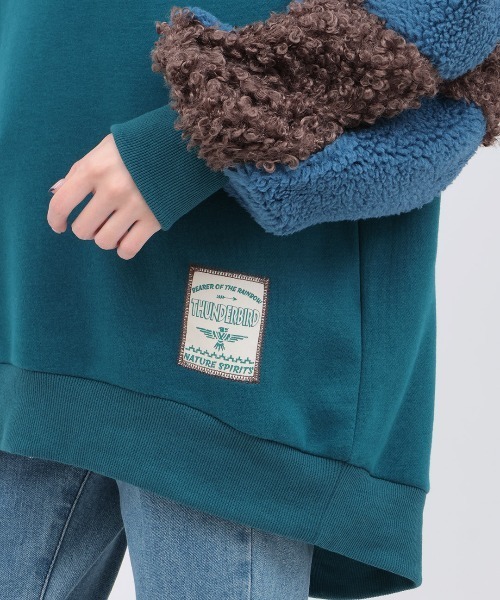 チチカカ（チチカカ）の「裏起毛ｘボアスリーブプルオーバー（スウェット・レディース・ベージュ/ブルーグリーン/チャコールグレー・FREE）」の13枚目の写真