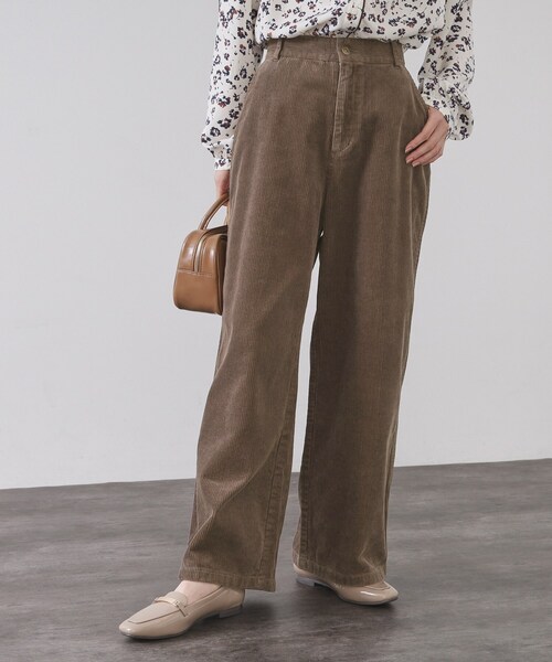 OPAQUE.CLIP(オペークドットクリップ)の「コーデュロイワイドパンツ【洗濯機OK】(その他パンツ・レディース・ブラウン系/ライトブルー/キャメル・38/40/42)」の2枚目の写真