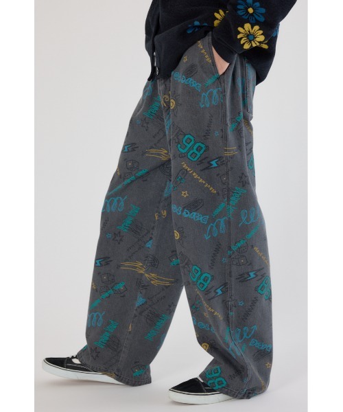 RODEO CROWNS WIDE BOWL（ロデオクラウンズワイドボウル）の「グラフィティーワイドデニムパンツ（デニムパンツ・メンズ・ブラック/ライトブルー・MEDIUM/LARGE）」の4枚目の写真