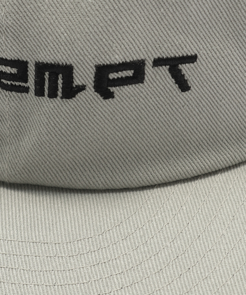 C.E（シーイー）の「C.E / シーイー cavempt CAV EMPT PIXELATE CAP（キャップ・メンズ・ブラウン/チャコールグレー・FREE）」の5枚目の写真
