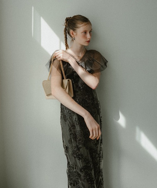 Layered tulle dress（ドレス）｜et.UNiVER（エトユニベール）の