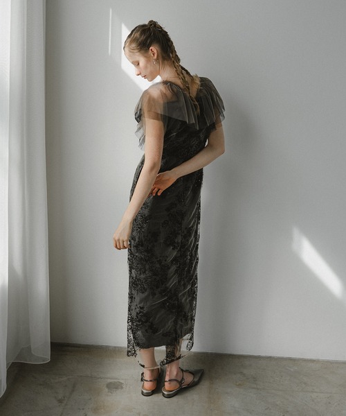 Layered tulle dress（ドレス）｜et.UNiVER（エトユニベール）の