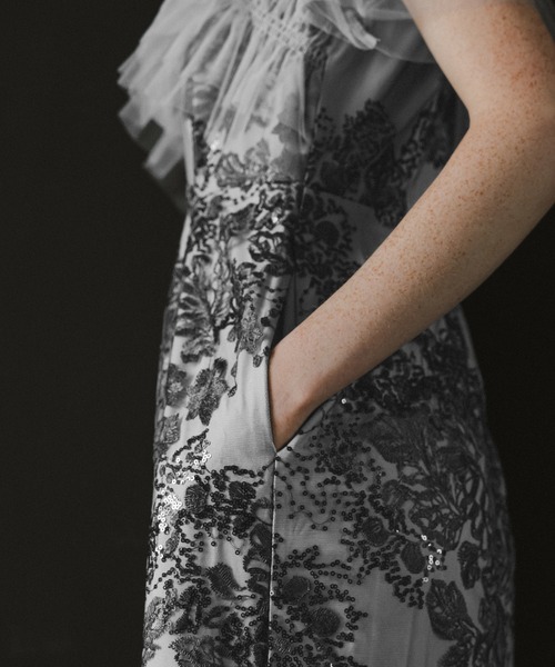 et.UNiVER（エトユニベール）の「Layered tulle dress（ドレス・レディース・ベージュ/ブラック/グレー・SMALL/LARGE/MEDIUM）」の22枚目の写真
