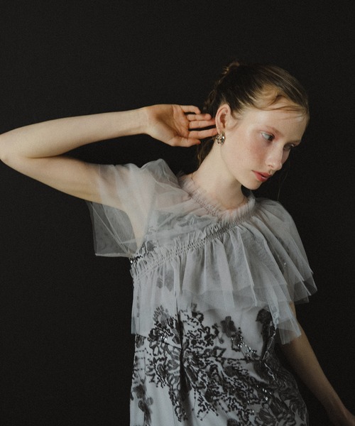 Layered tulle dress（ドレス）｜et.UNiVER（エトユニベール）の