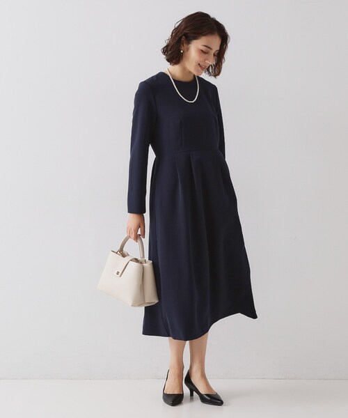 OPAQUE.CLIP(オペークドットクリップ)の「≪通勤・セレモニー対応≫フィットアンドフレアワンピースダブルクロス【洗濯機OK】(ワンピース・レディース・ブラック/ネイビー・42/40/38/36)」の8枚目の写真