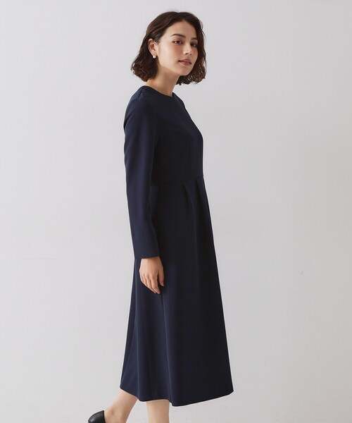 OPAQUE.CLIP(オペークドットクリップ)の「≪通勤・セレモニー対応≫フィットアンドフレアワンピースダブルクロス【洗濯機OK】(ワンピース・レディース・ブラック/ネイビー・42/40/38/36)」の12枚目の写真