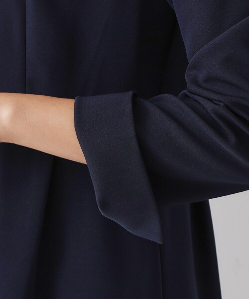 OPAQUE.CLIP(オペークドットクリップ)の「≪通勤・セレモニー対応≫フィットアンドフレアワンピースダブルクロス【洗濯機OK】(ワンピース・レディース・ブラック/ネイビー・42/40/38/36)」の18枚目の写真