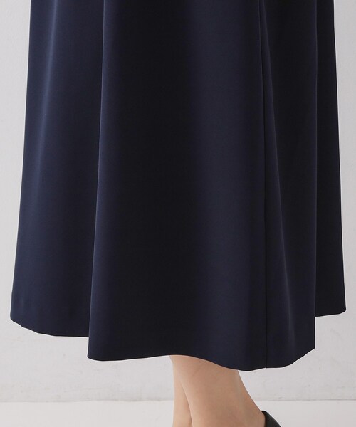 OPAQUE.CLIP(オペークドットクリップ)の「≪通勤・セレモニー対応≫フィットアンドフレアワンピースダブルクロス【洗濯機OK】(ワンピース・レディース・ブラック/ネイビー・42/40/38/36)」の20枚目の写真