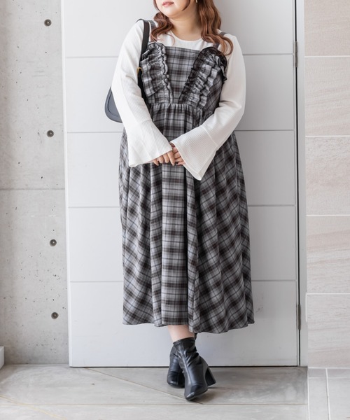 CLETTE（クレット）の「CLETTEオリジナルフリルデザインチェック柄キャミワンピース（ワンピース・レディース・ブラウン/アイボリー/ブルー・LL/3L/4L）」の18枚目の写真