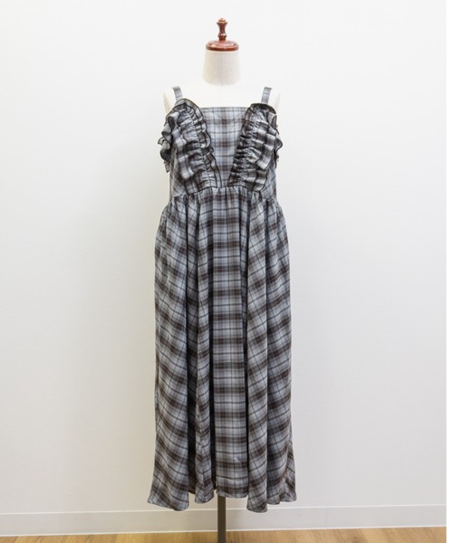 CLETTE（クレット）の「CLETTEオリジナルフリルデザインチェック柄キャミワンピース（ワンピース・レディース・ブラウン/アイボリー/ブルー・LL/3L/4L）」の20枚目の写真