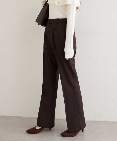 natural couture（ナチュラルクチュール）の「〈osono〉〈新素材〉ハイウエスト美フレアパンツ（スラックス・レディース・ブラック/チャコールグレー/ブラウン・SMALL/MEDIUM/LARGE）」の20枚目の写真