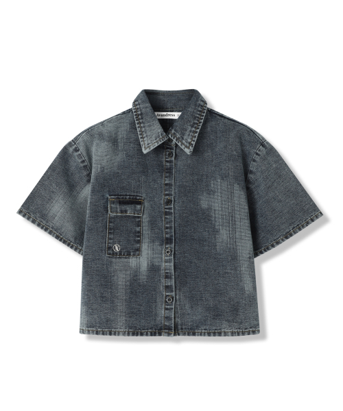 AVANDRESS(アバンドレス )の「Poket Denim Shirt INDIGO(シャツ/ブラウス・レディース・インディゴブルー・MEDIUM/SMALL)」の2枚目の写真