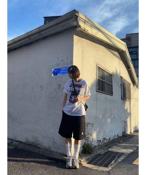 ESCAPEFROM(エスケープフロム)の「レッドフレンドリービランプリントオーバーサイズ半袖Tシャツホワイト(Tシャツ/カットソー・レディース・その他・SMALL/MEDIUM/LARGE)」の5枚目の写真