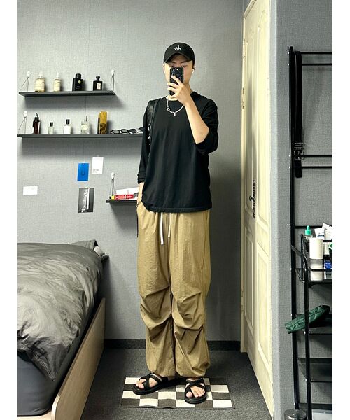 MUSINSA STANDARD（ムシンサスタンダード）の「ベーシック長袖Tシャツ[ブラック]（Tシャツ/カットソー・メンズ・その他・LARGE/X-LARGE/XX-LARGE/SMALL/MEDIUM/XXX-LARGE）」の22枚目の写真