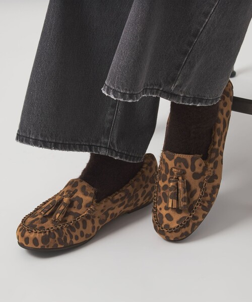 green label relaxing(グリーンレーベルリラクシング)の「【WEB限定】ウォームタッセル モカシン 撥水(モカシン/デッキシューズ・レディース・ブラック/その他1・25cm/24cm/23.5cm/24.5cm/23cm)」の6枚目の写真