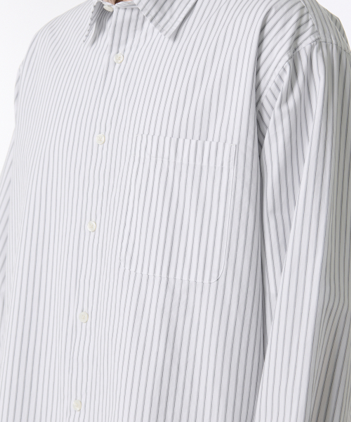 MUSINSA STANDARD（ムシンサスタンダード）の「リラックスドシャドーストライプポプリンシャツ[ホワイト/ストライプ]（シャツ/ブラウス・メンズ・その他・SMALL/MEDIUM/LARGE/X-LARGE/XX-LARGE）」の6枚目の写真
