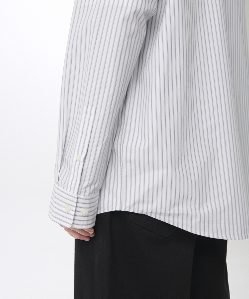 MUSINSA STANDARD（ムシンサスタンダード）の「リラックスドシャドーストライプポプリンシャツ[ホワイト/ストライプ]（シャツ/ブラウス・メンズ・その他・SMALL/MEDIUM/LARGE/X-LARGE/XX-LARGE）」の7枚目の写真