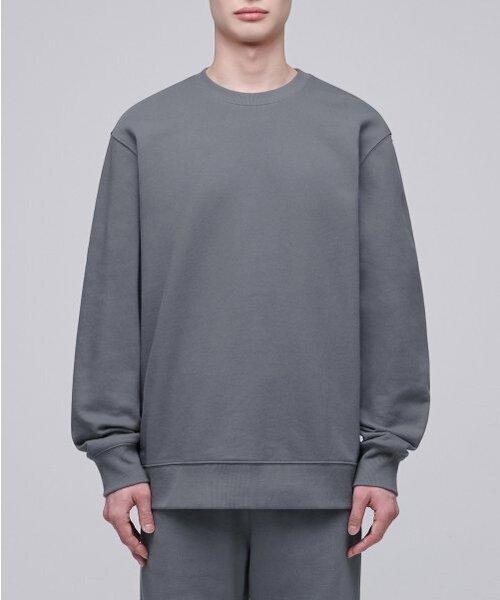 MUSINSA STANDARD（ムシンサスタンダード）の「スウェットシャツ [グレー]（スウェット・メンズ・その他・SMALL/MEDIUM/LARGE/X-LARGE/XX-LARGE/XXX-LARGE）」の2枚目の写真
