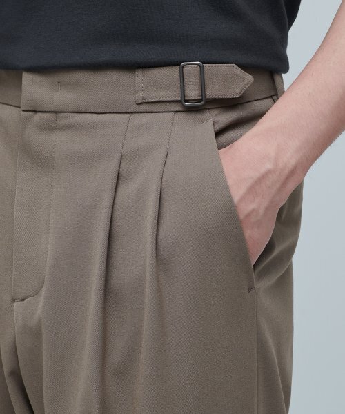 MUSINSA STANDARD（ムシンサスタンダード）の「サイドアジャストツータックワイドスラックス[ダスティベージュ]（スラックス・メンズ・その他・40/38/26/27/28/29/42/36/34/32/30/31）」の6枚目の写真