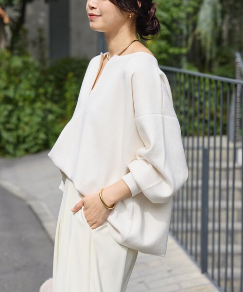 RIVE DROITE(リヴドロワ)の「【抜け感◎】キーネッククッションニット(ニット/セーター・レディース・オフホワイト/チャコールグレー/ベージュ・FREE)」の19枚目の写真