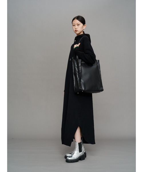 ZOZO限定】FAKE LEATHER ORIGAMI PLEATS TOTE / フェイクレザー