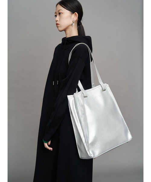 セール】【ZOZO限定】FAKE LEATHER ORIGAMI PLEATS TOTE / フェイク