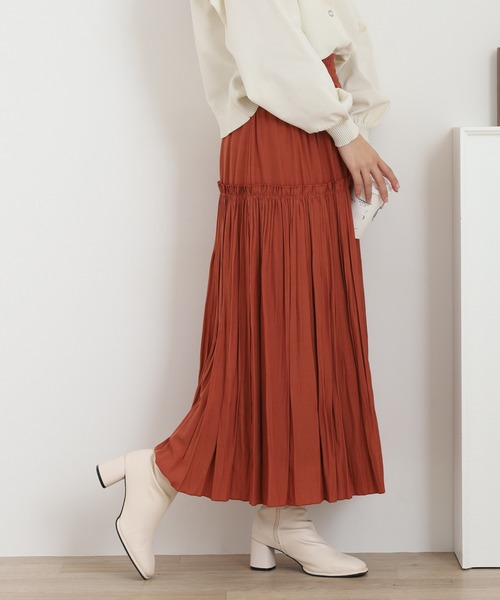 EGLANTINE(エグランティーヌ)の「EGLANTINE プリーツスカート(スカート・レディース・カーキ/ブラック/オレンジ/ダークグレー・40)」の18枚目の写真