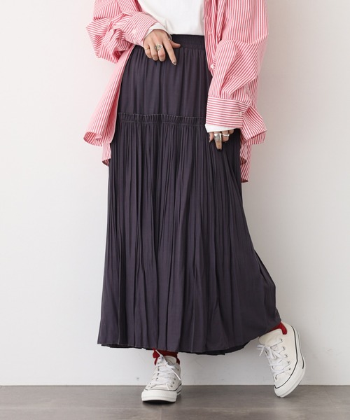 EGLANTINE(エグランティーヌ)の「EGLANTINE プリーツスカート(スカート・レディース・カーキ/ブラック/オレンジ/ダークグレー・40)」の9枚目の写真