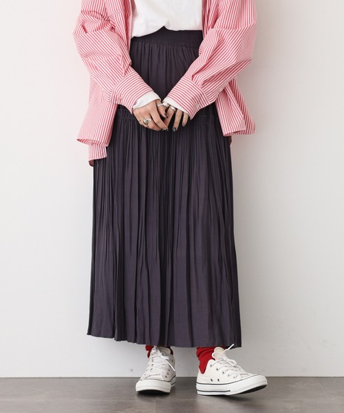 EGLANTINE(エグランティーヌ)の「EGLANTINE プリーツスカート(スカート・レディース・カーキ/ブラック/オレンジ/ダークグレー・40)」の10枚目の写真