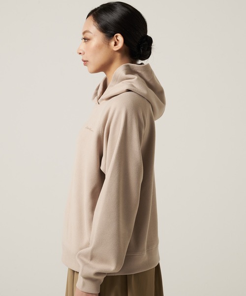 Eddie Bauer(エディーバウアー)の「オーバーサイズ ベルヴィ コーデュロイ プルオーバー(パーカー・レディース・ブラック/ベージュ/バーガンディー・M/S/XL/L)」の8枚目の写真