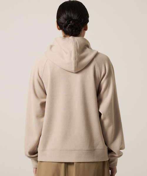 Eddie Bauer(エディーバウアー)の「オーバーサイズ ベルヴィ コーデュロイ プルオーバー(パーカー・レディース・ブラック/ベージュ/バーガンディー・M/S/XL/L)」の9枚目の写真