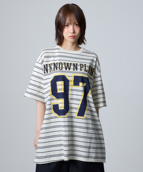 UNKNOWN PLANET(アンノウンプラネット)の「アイビーラウンドプラネットラグビーTシャツホワイト(ポロシャツ・レディース・その他・FREE)」の3枚目の写真
