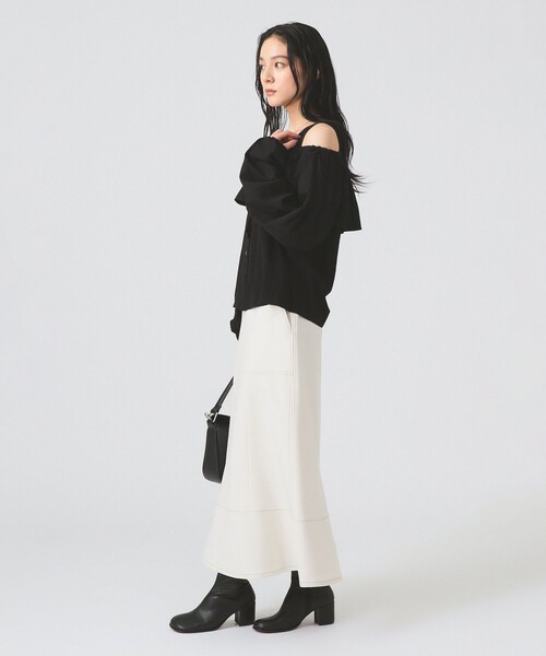 Ray BEAMS（レイビームス）の「ヨーク レイヤー オフショルダー ブラウス（シャツ/ブラウス・レディース・ホワイト/ブラック・ONE SIZE）」の21枚目の写真