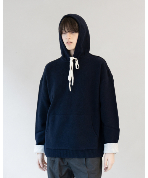 ASTLAY（アストレイ）の「Lambswool Hood Sweater (Navy/Cream)（パーカー・メンズ・その他・3/2）」の14枚目の写真